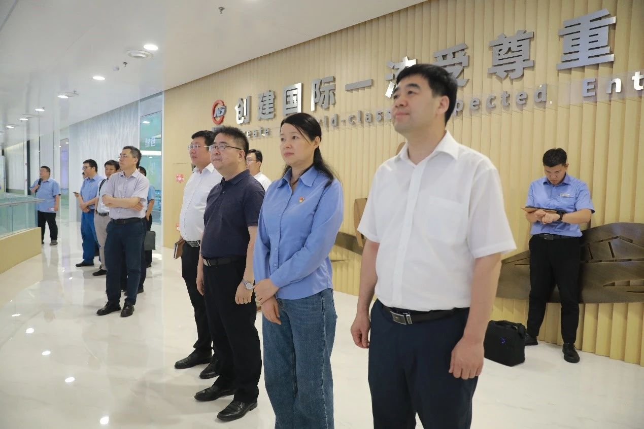 張衛(wèi)冬0715出席南鋼全流程智能制造平臺(tái)5.jpg